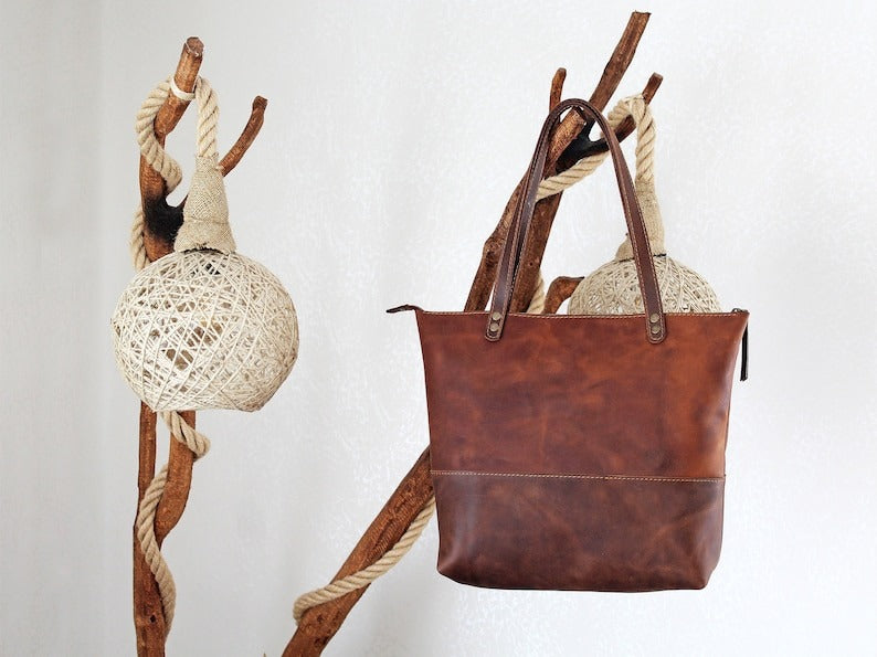 VT LEATHER TOTE FOR WOMEN