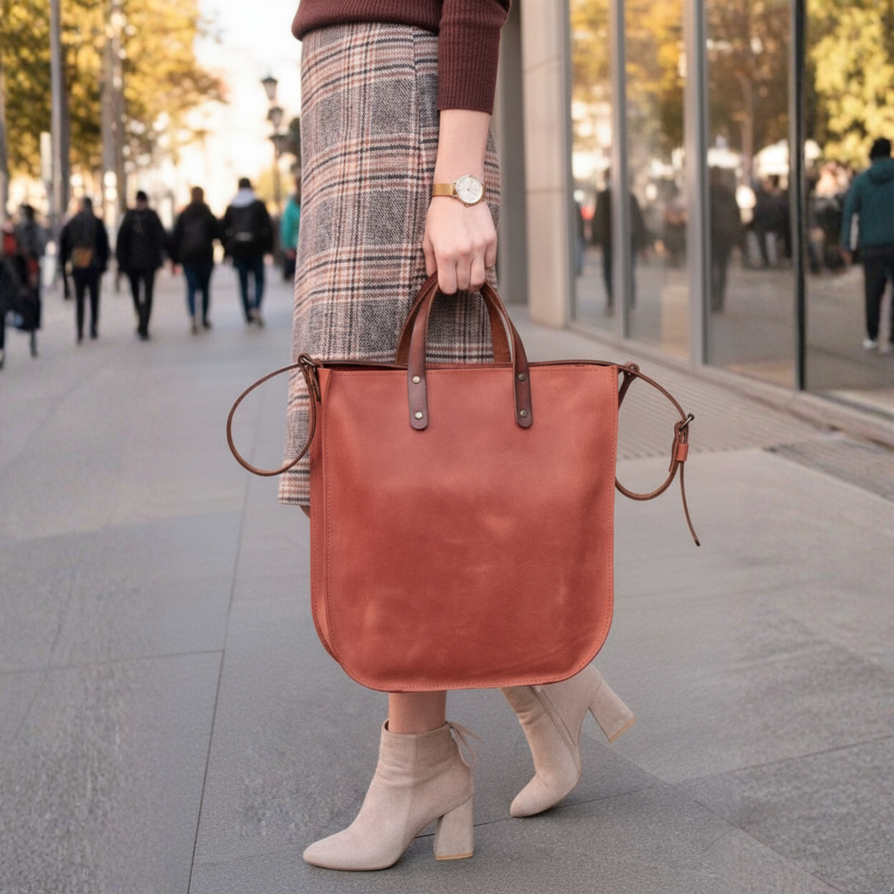VT LEATHER TOTE FOR WOMEN