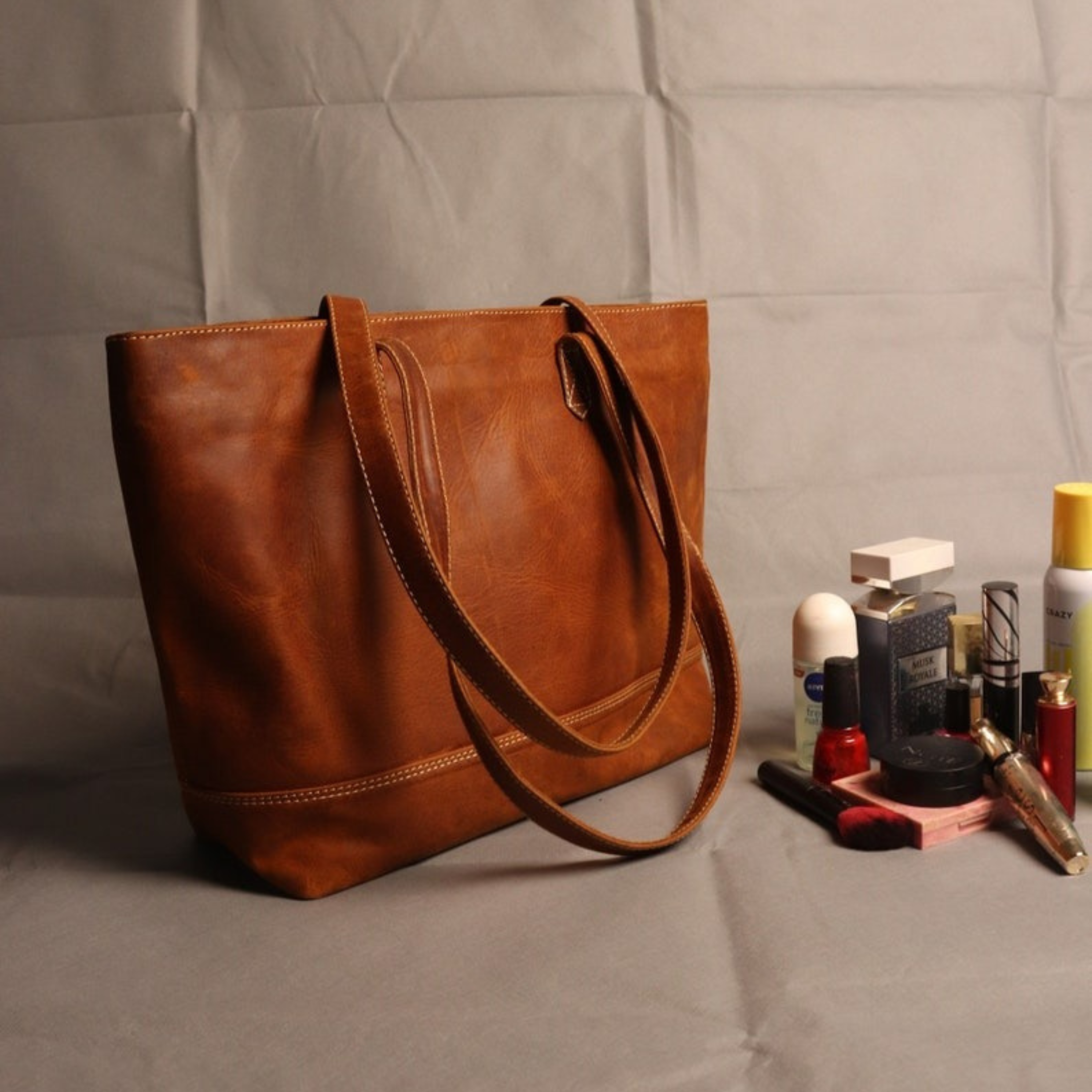 VT LEATHER TOTE FOR WOMEN