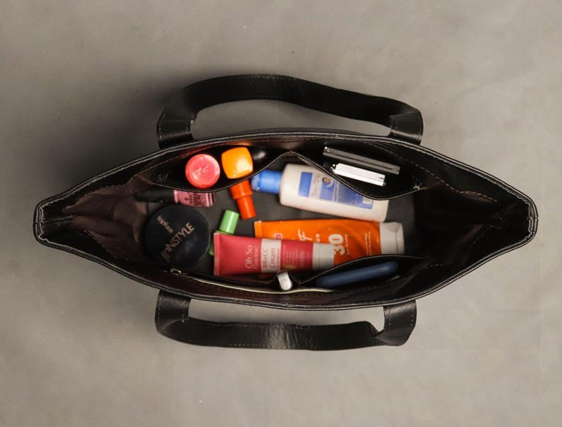 VT LEATHER TOTE FOR WOMEN