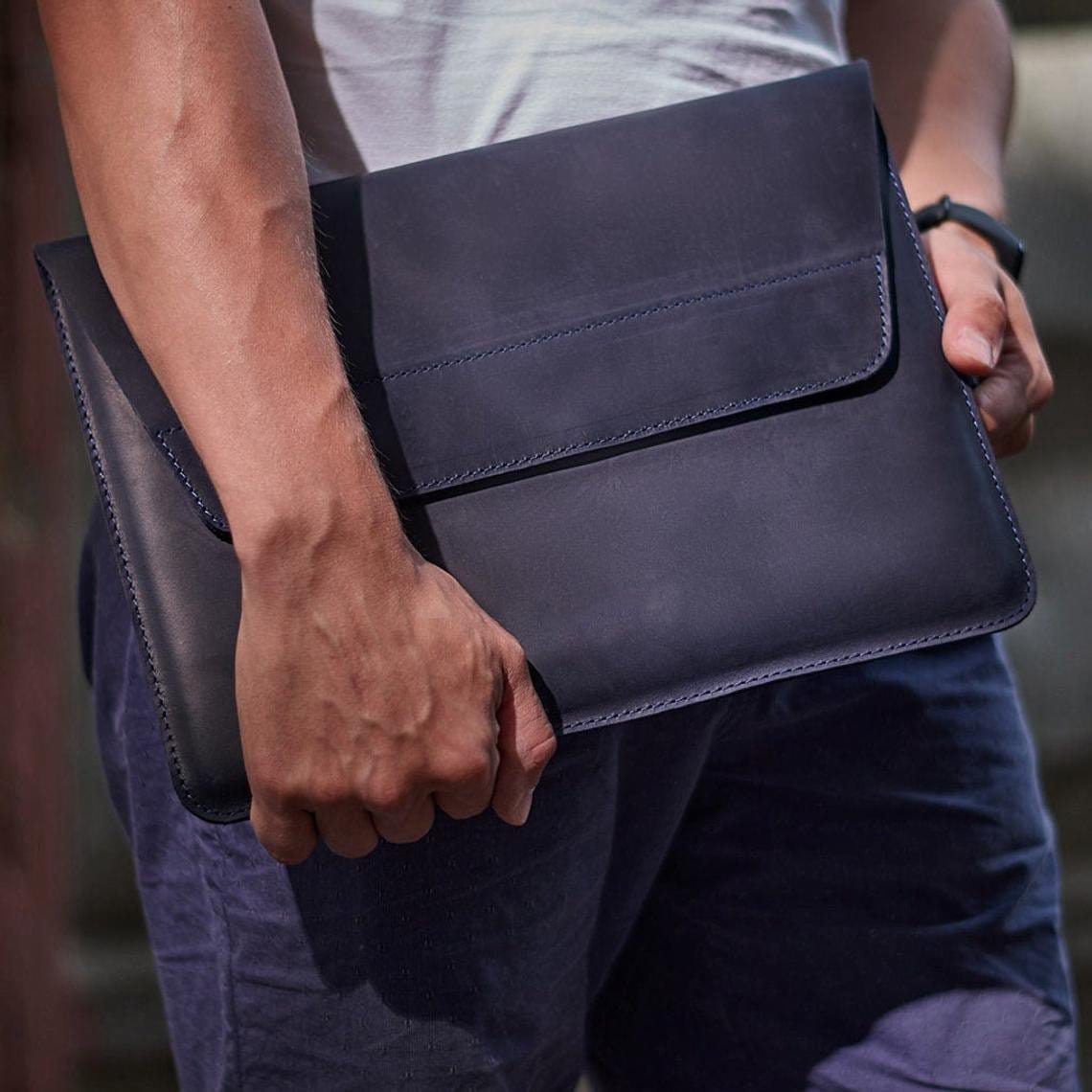 kinnoti 13 Inch / Black File  Leather Laptop Sleeve