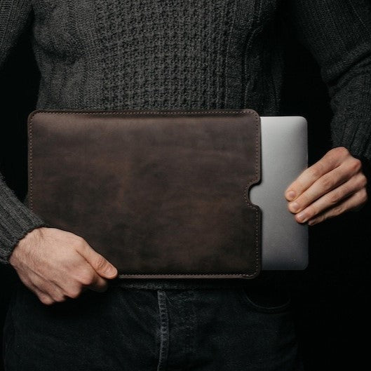 Kinnoti Brown Plano Leather Laptop Sleeve