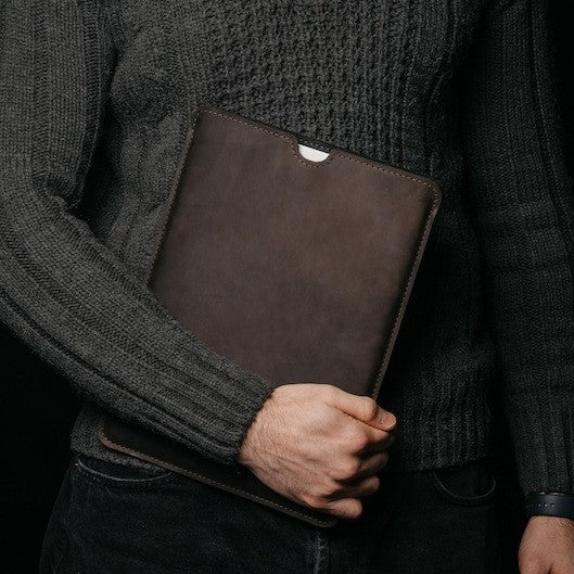 Kinnoti Brown Plano Leather Laptop Sleeve