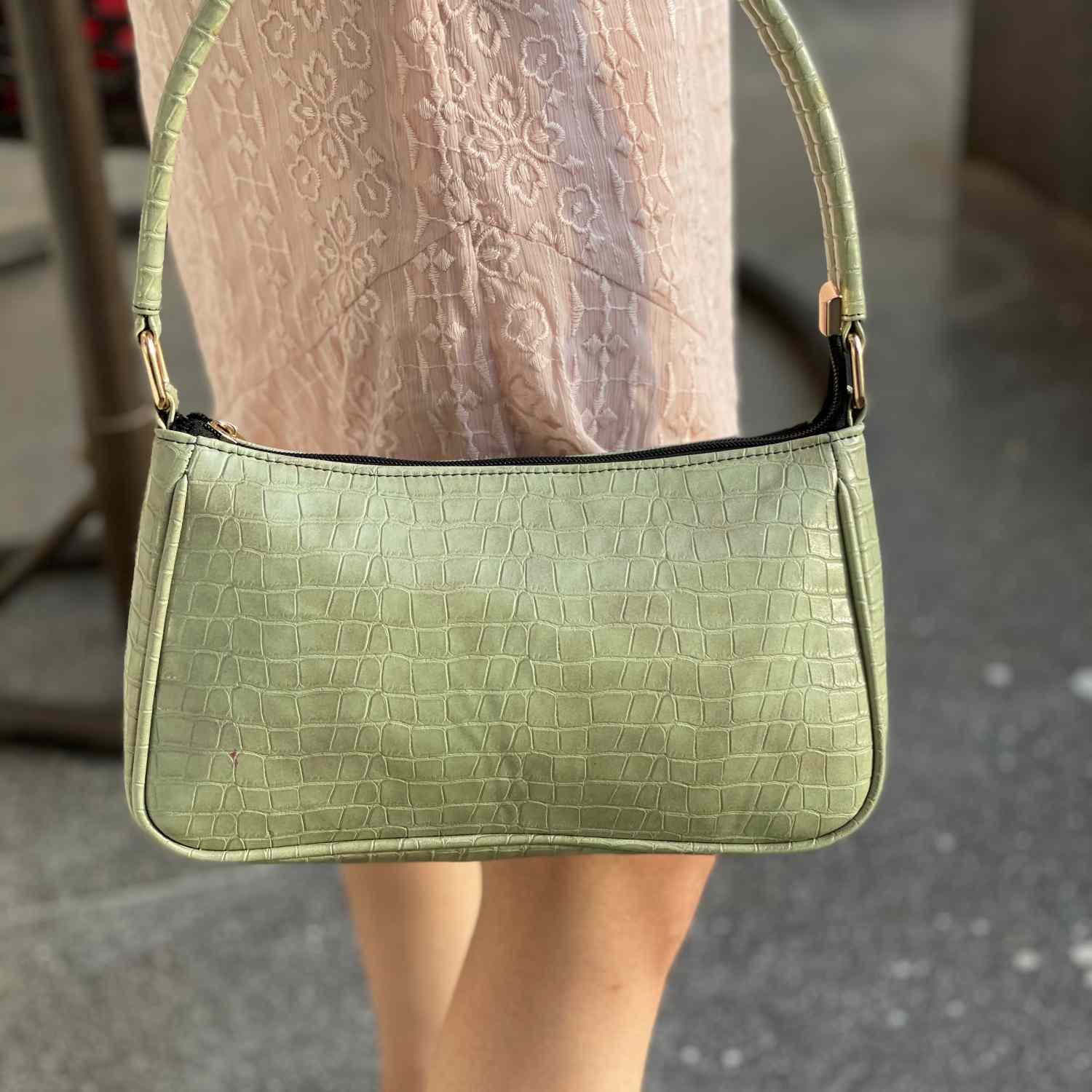 kinnoti Croco Textured Shoulder Bag