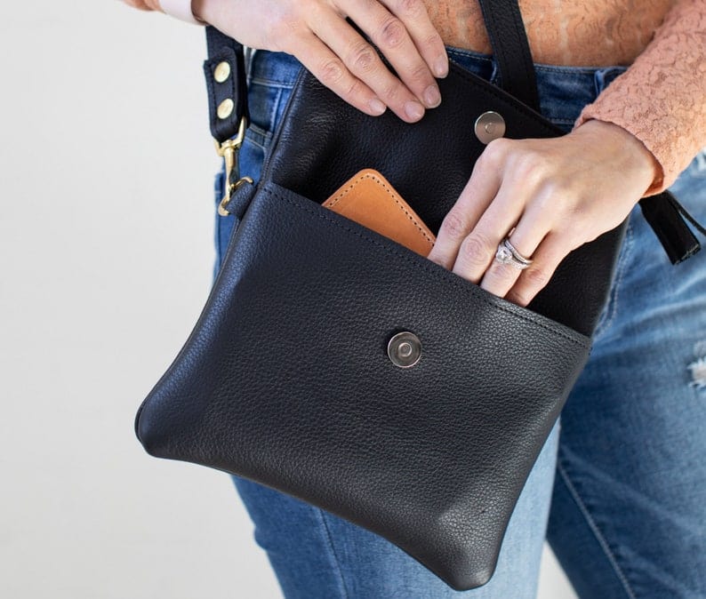 kinnoti Foldover Genuine Leather Crossbody Bag
