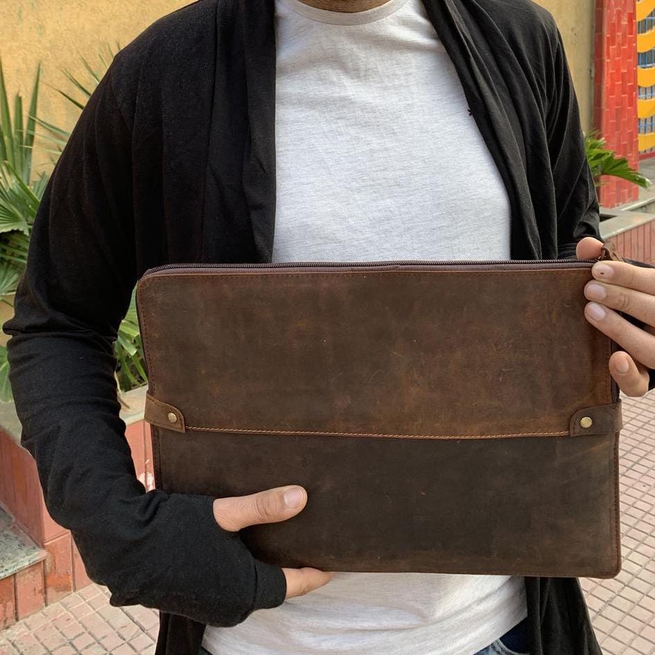 kinnoti Leather Laptop Sleeve