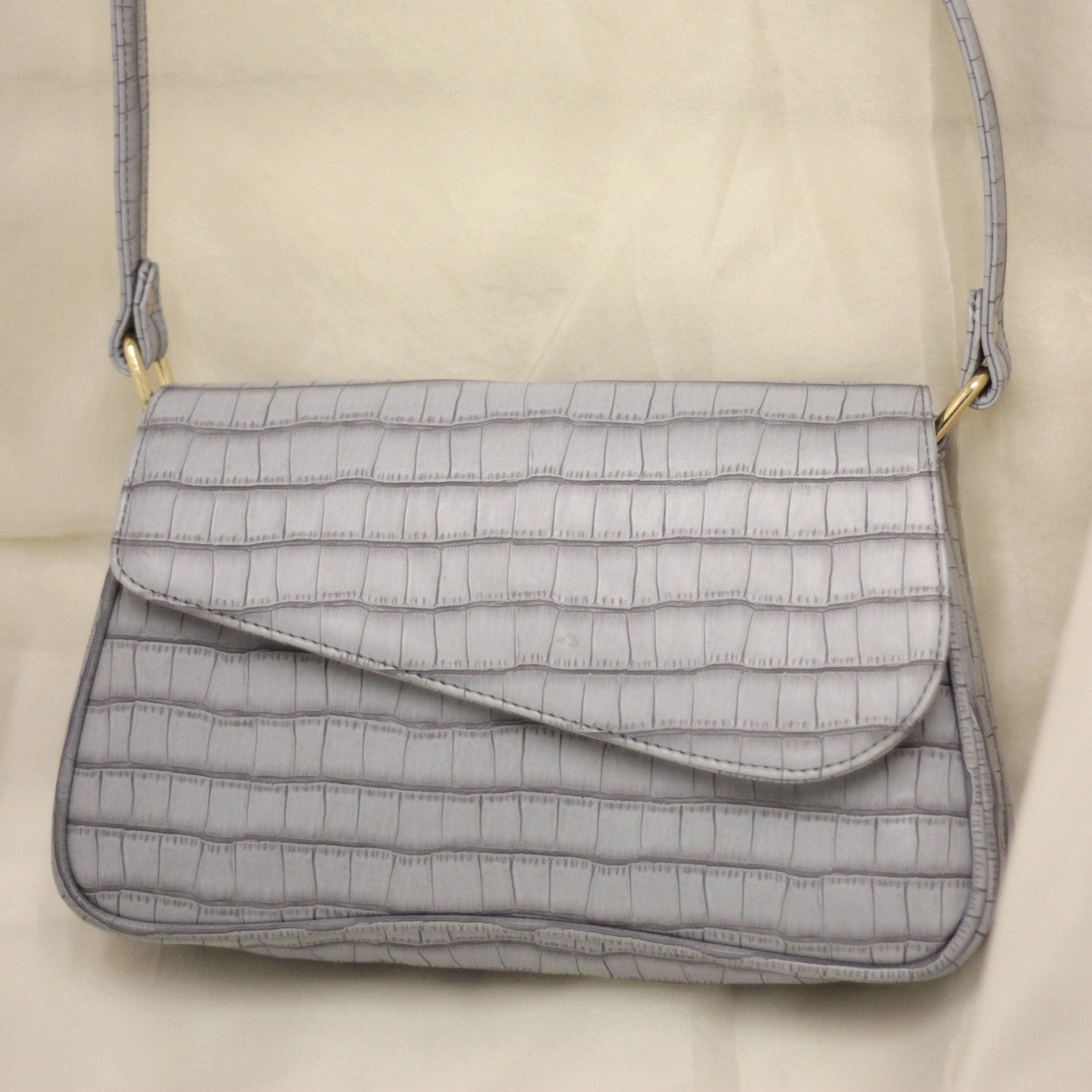 kinnoti New Croco Flap Shoulder Bag