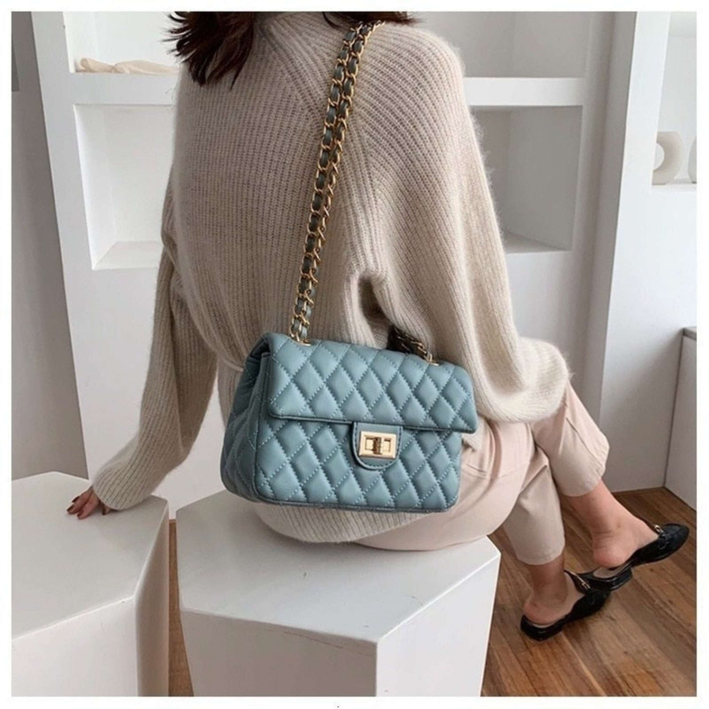 kinnoti New Quilted Turn Lock Chain Sling Bag