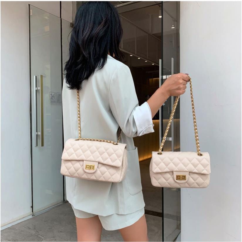 kinnoti New Quilted Turn Lock Chain Sling Bag