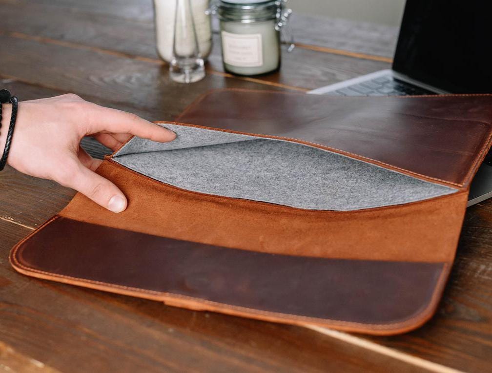 kinnoti Pouch Laptop Sleeve