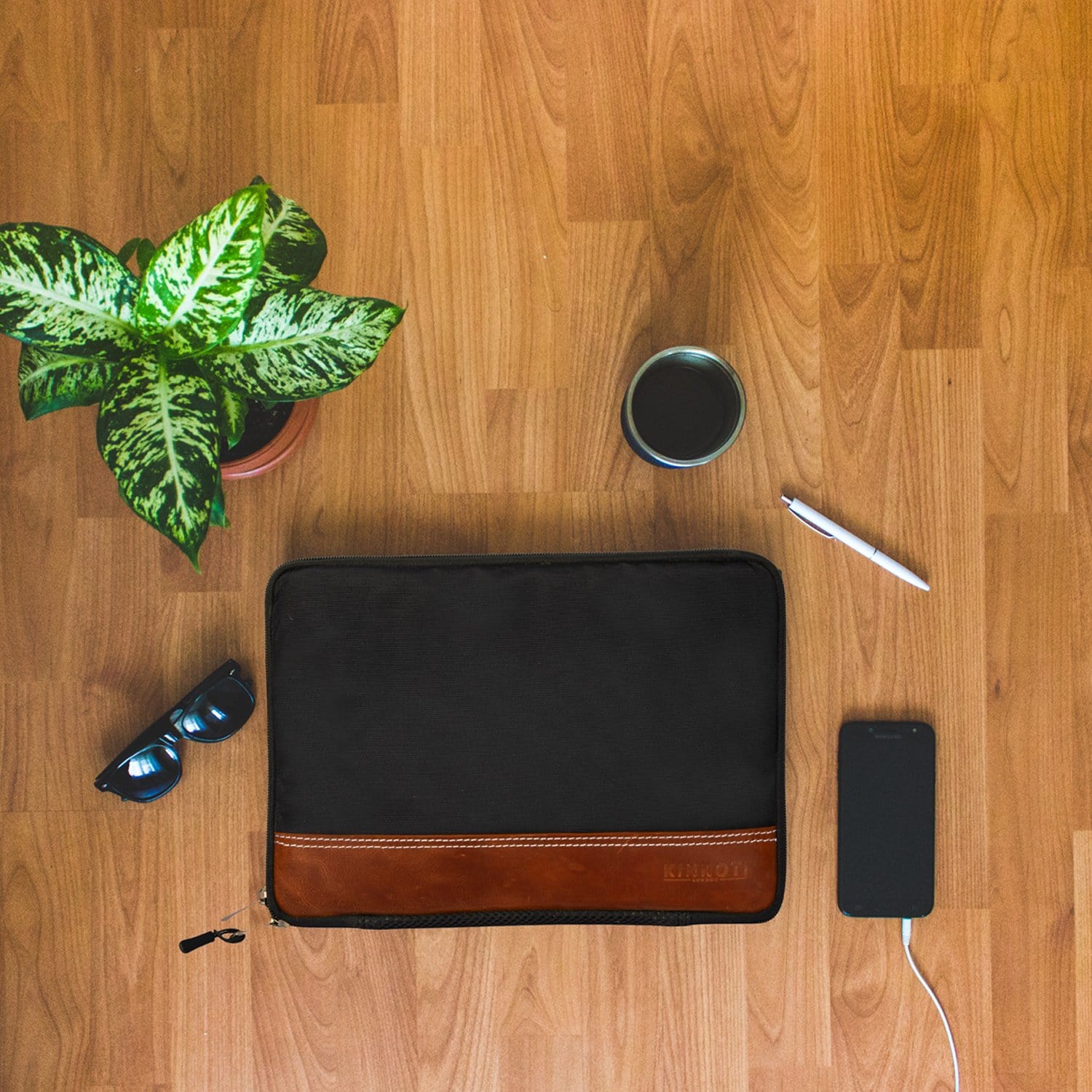 kinnoti Premium Laptop Sleeve