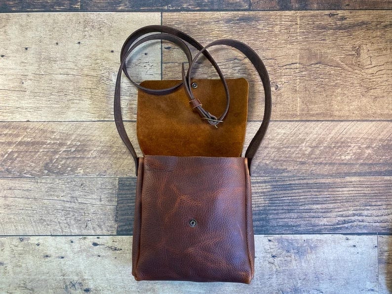 Kinnoti Unisex Genuine Leather Messenger Cum Sling Bag
