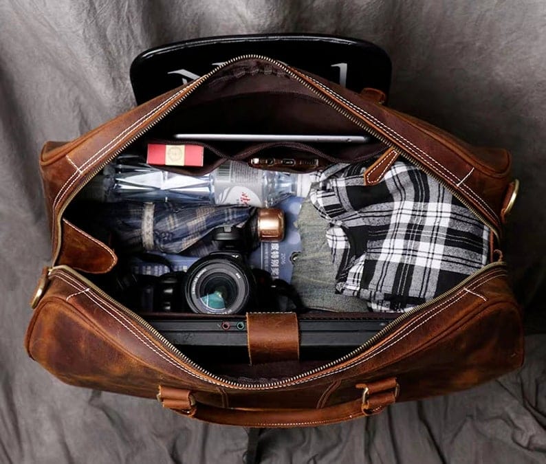 Kinnoti Vinatge Brown Genuine Leather Travel Duffle Bag