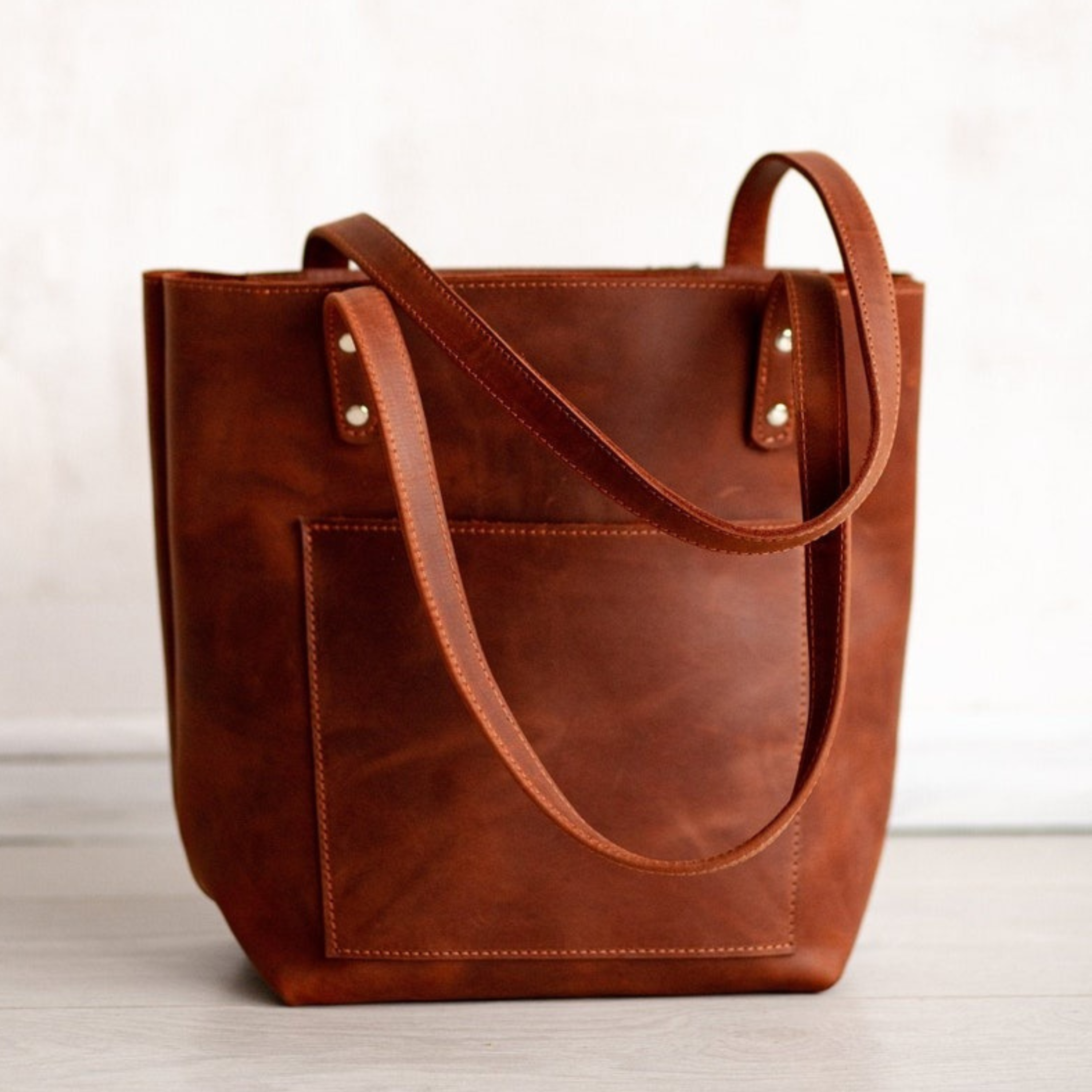 VT LEATHER TOTE FOR WOMEN