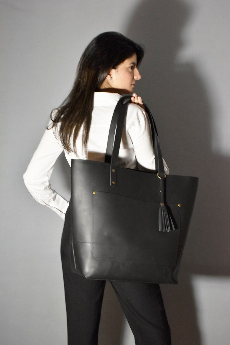 VT LEATHER TOTE FOR WOMEN