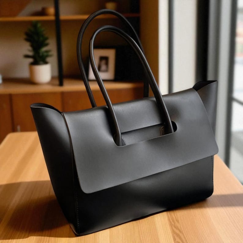 VT LEATHER TOTE FOR WOMEN