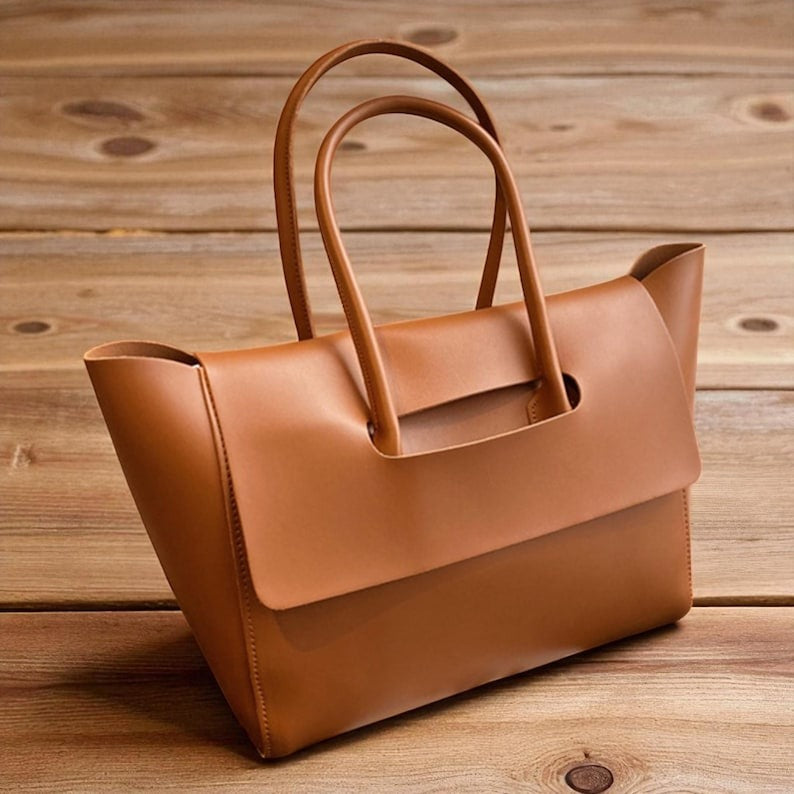 VT LEATHER TOTE FOR WOMEN