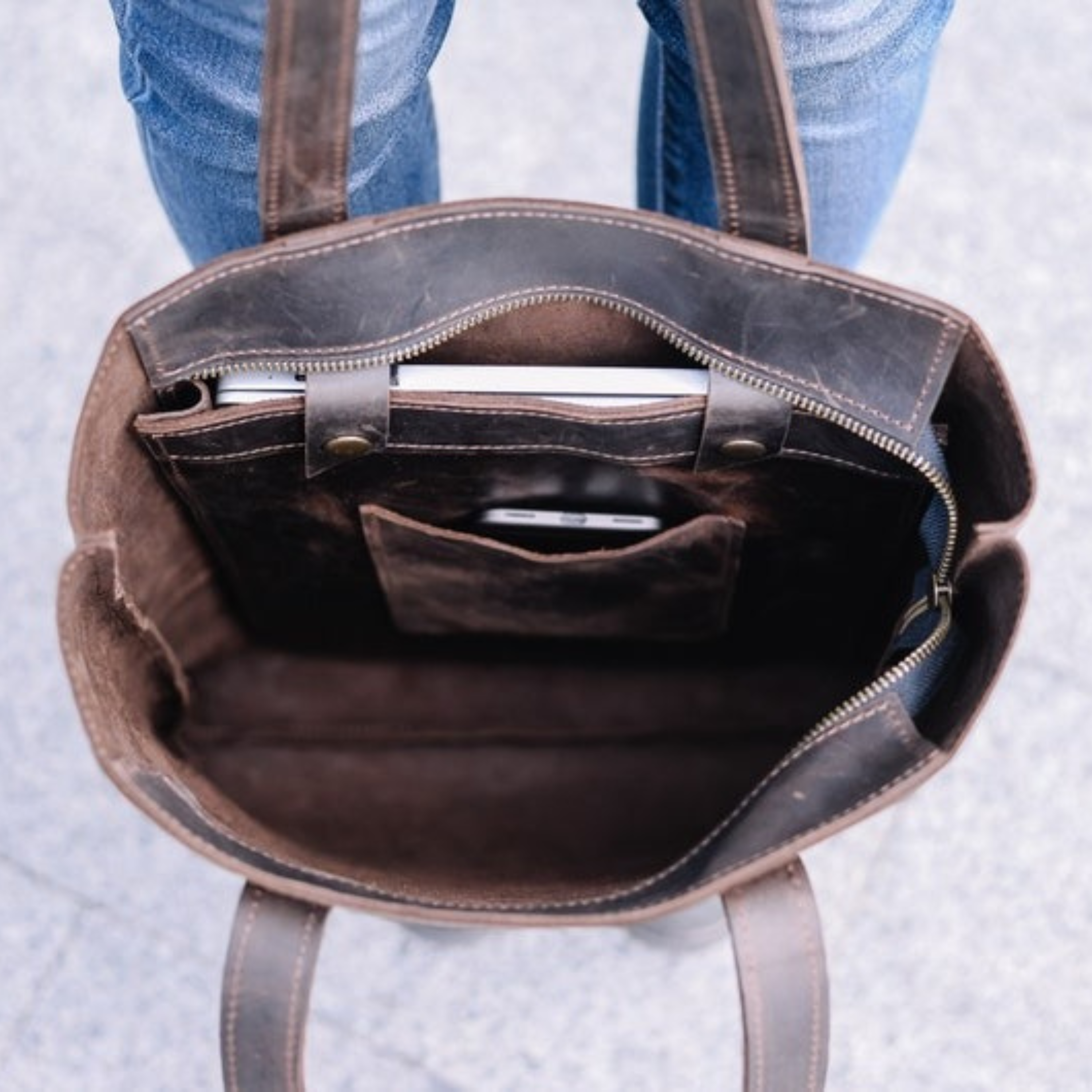 VT LEATHER TOTE FOR WOMEN