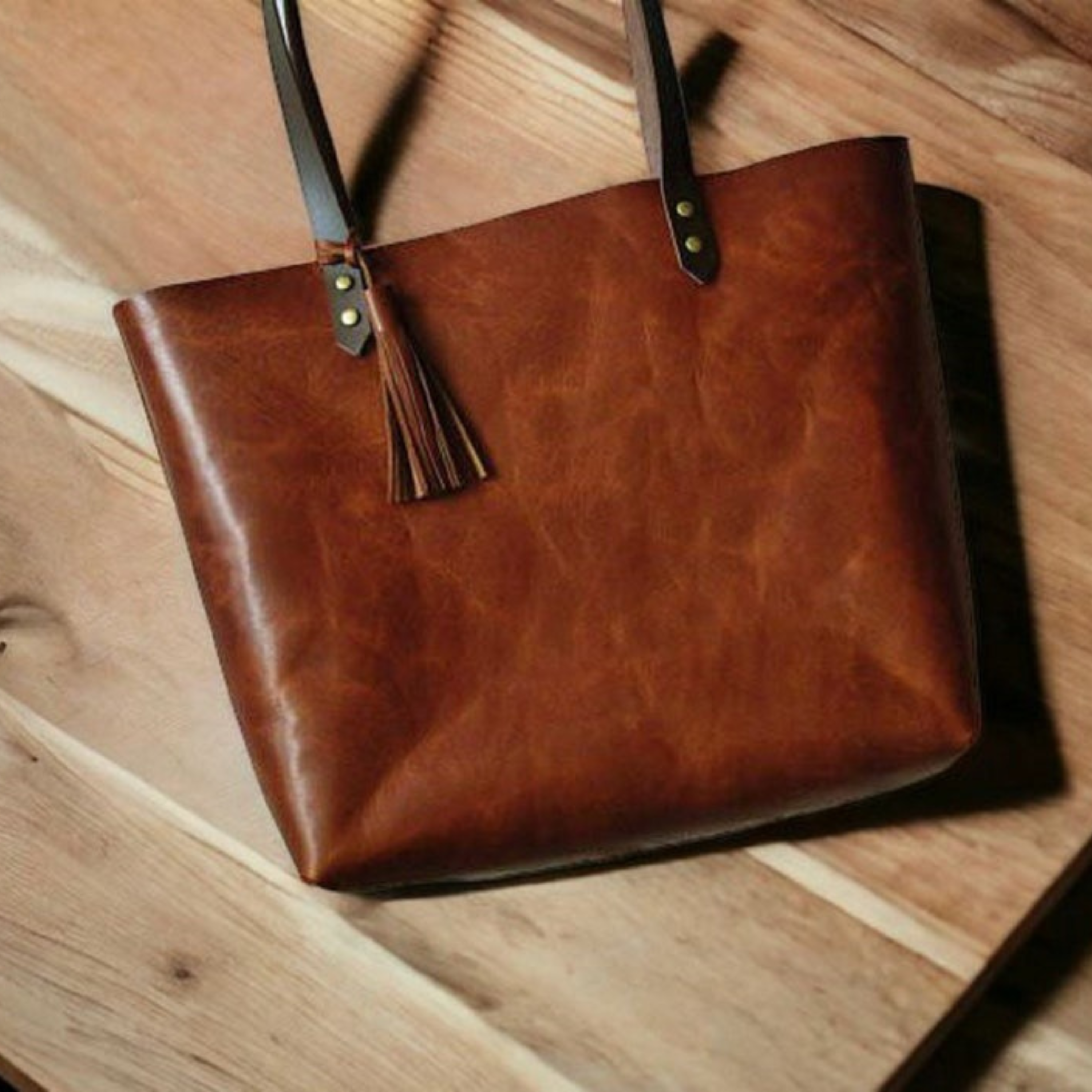 VT LEATHER TOTE FOR WOMEN
