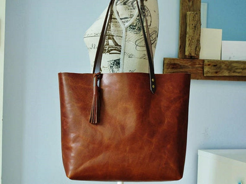 VT LEATHER TOTE FOR WOMEN