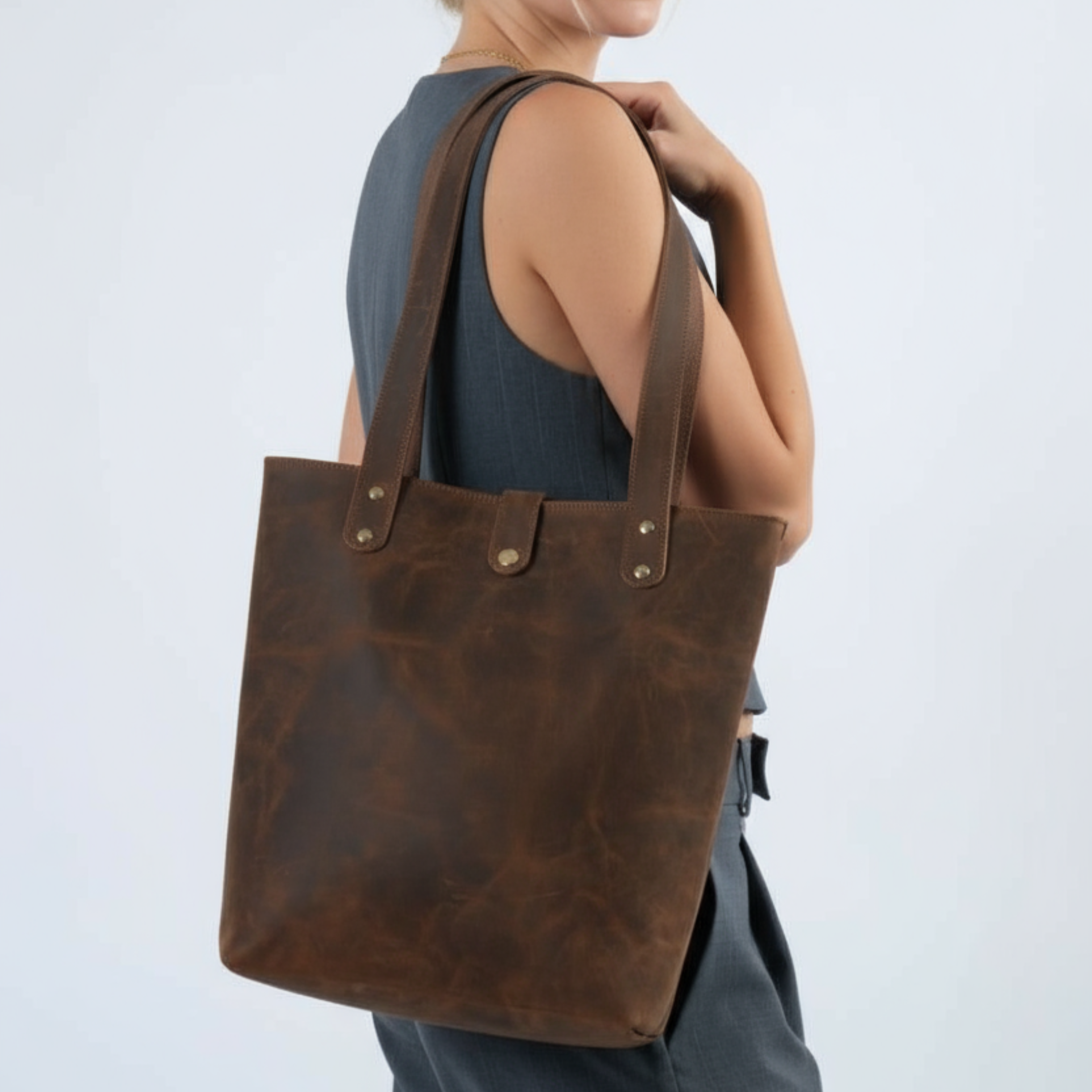 VT LEATHER TOTE FOR WOMEN