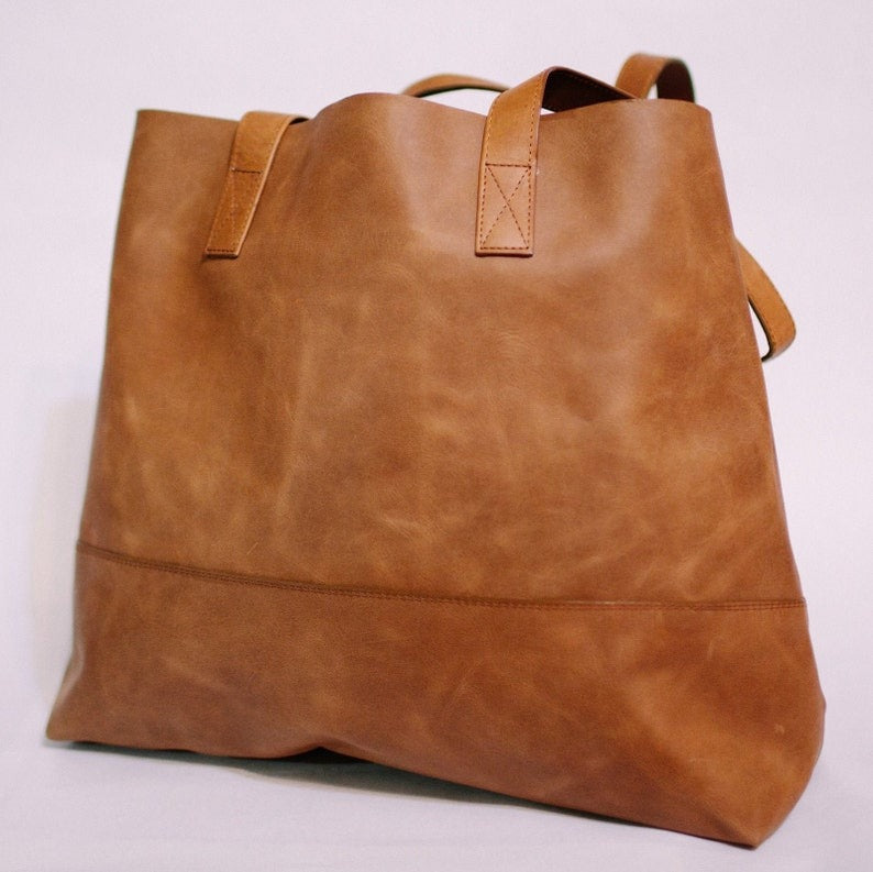 VT LEATHER TOTE FOR WOMEN