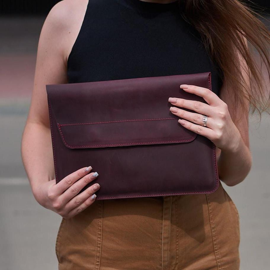 kinnoti 13 Inch / Maroon File  Leather Laptop Sleeve
