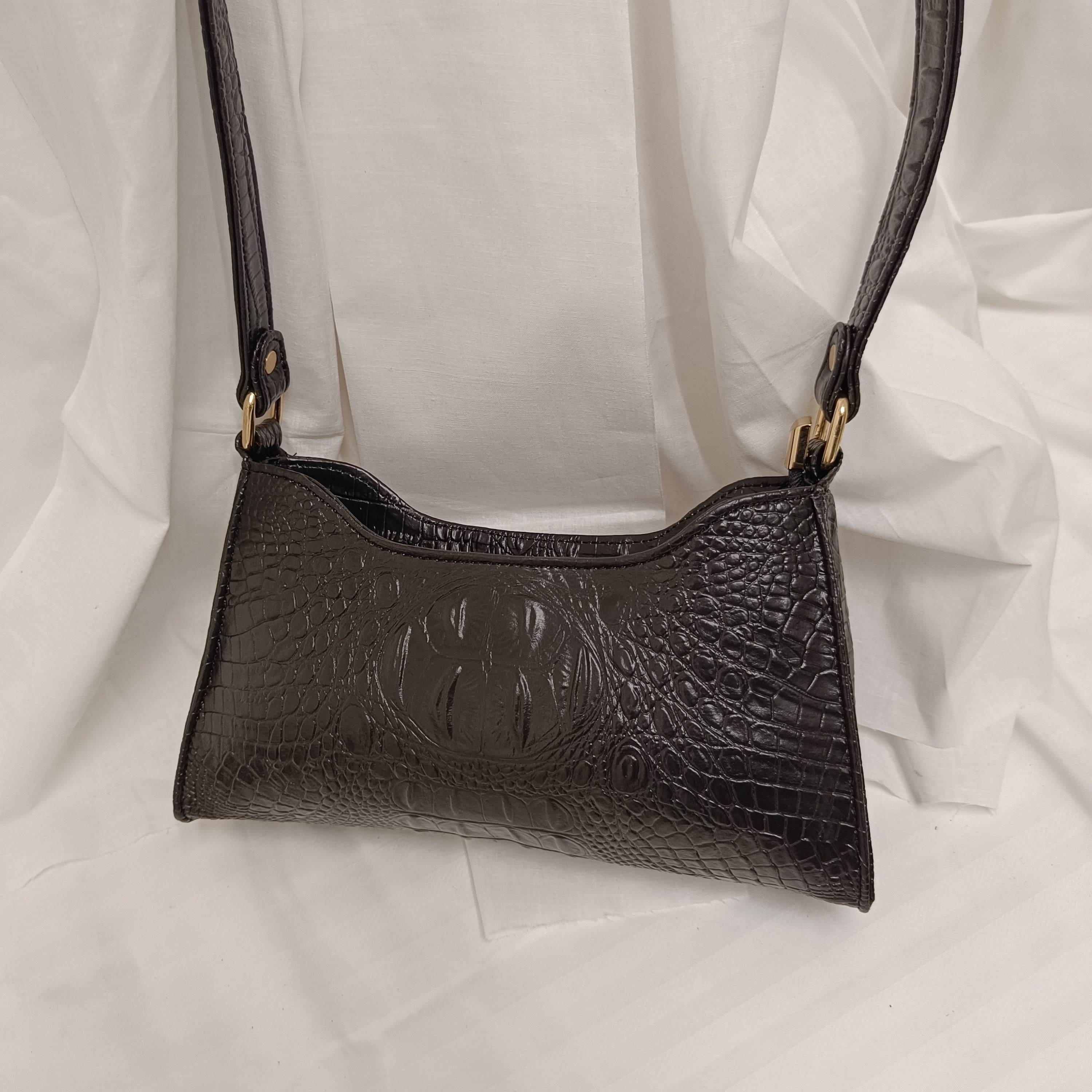 kinnoti Black Croco Pattern Shoulder Bag