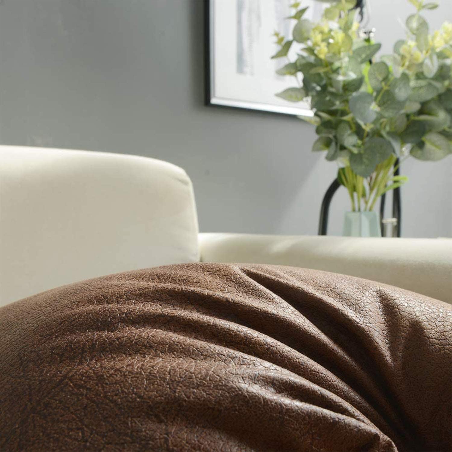 kinnoti Brown cushion cover