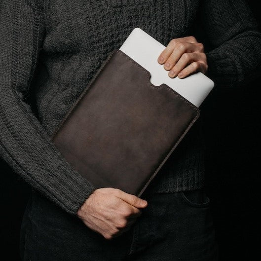 Kinnoti Brown Plano Leather Laptop Sleeve