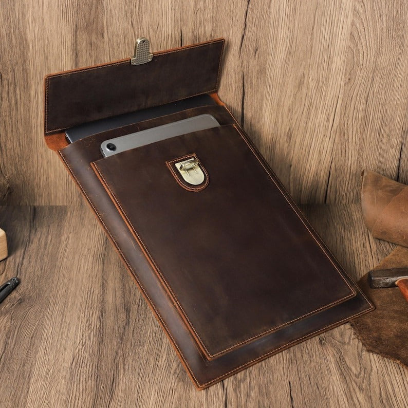 Kinnoti Brown Yonk Leather Laptop Sleeve
