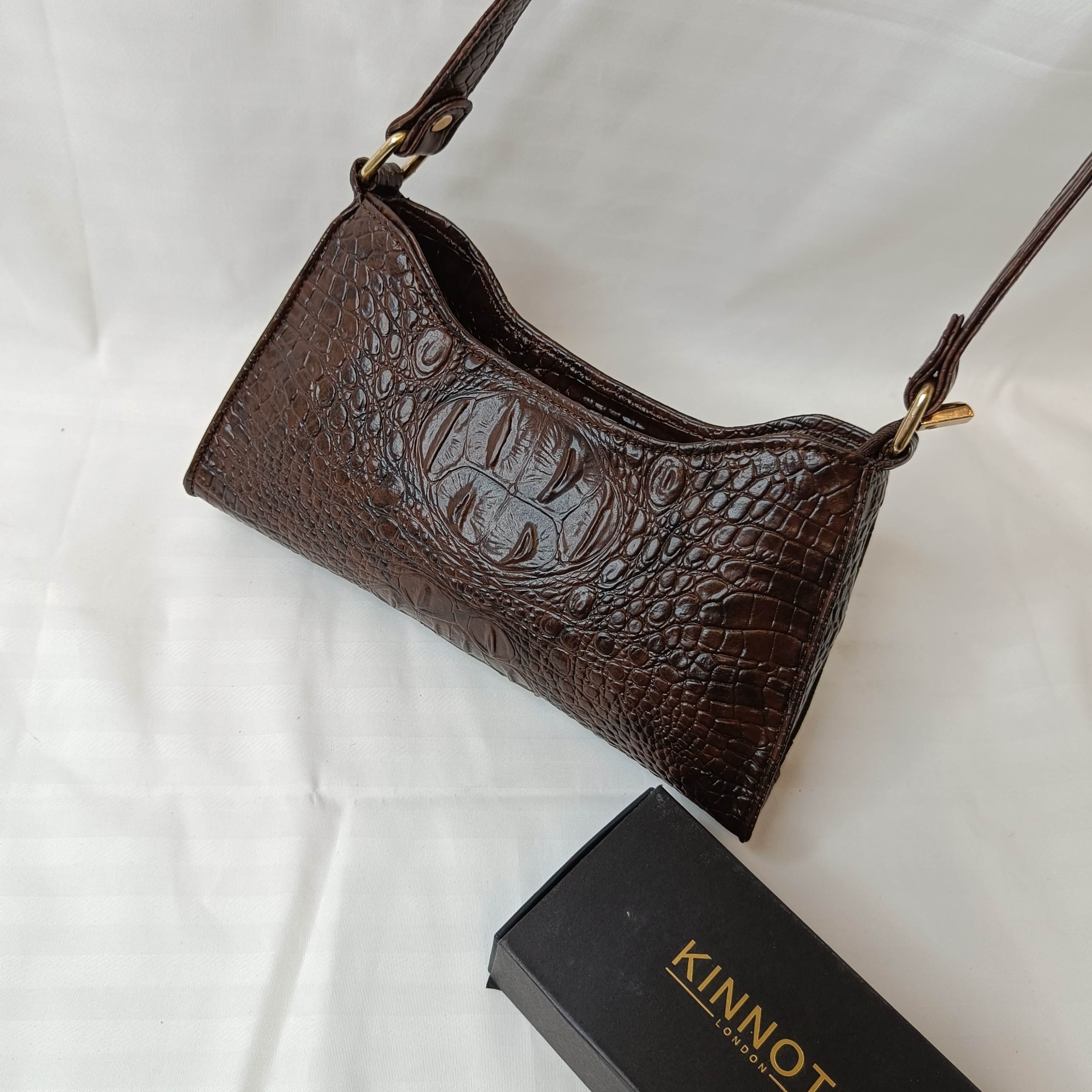 kinnoti Croco Pattern Shoulder Bag