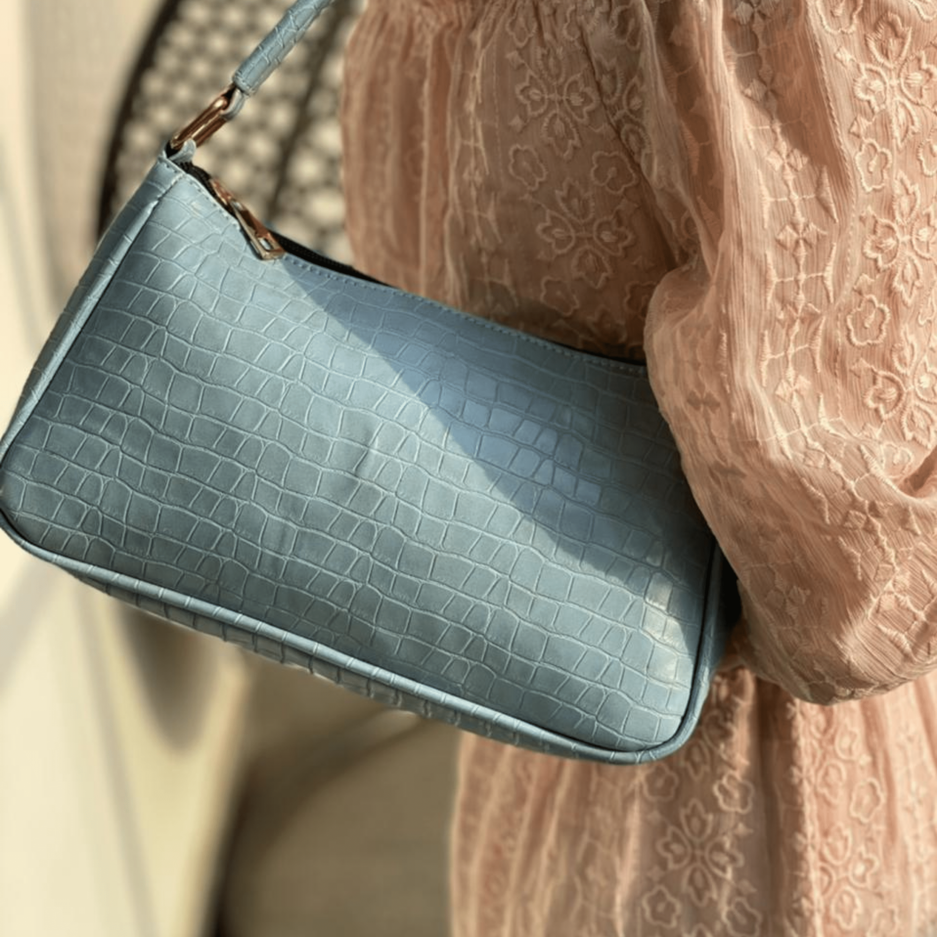 kinnoti Croco Textured Shoulder Bag