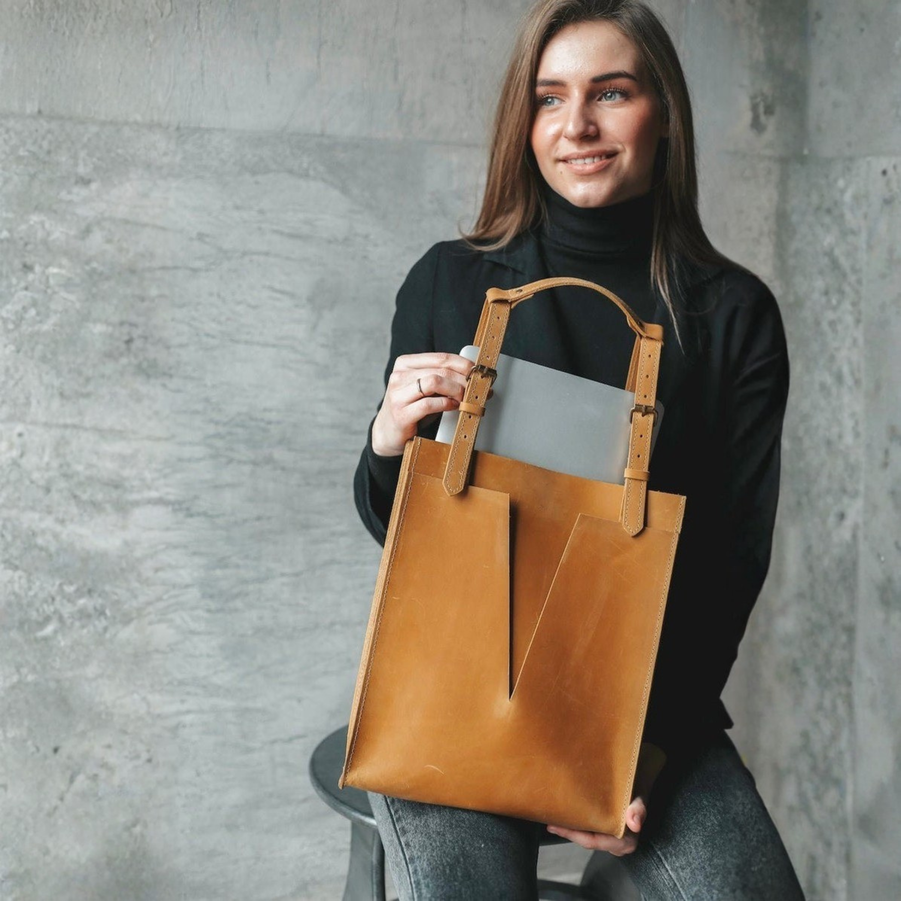 Kinnoti Leather Tote Bag Tan VT LEATHER TOTE FOR WOMEN