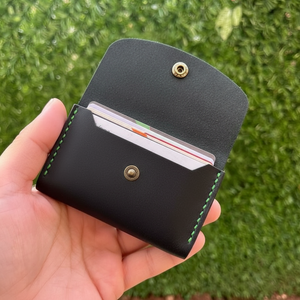 Kinnoti wallet Black Leather Card Wallet