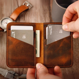 Kinnoti Wallet Tan Slim Leather Wallet