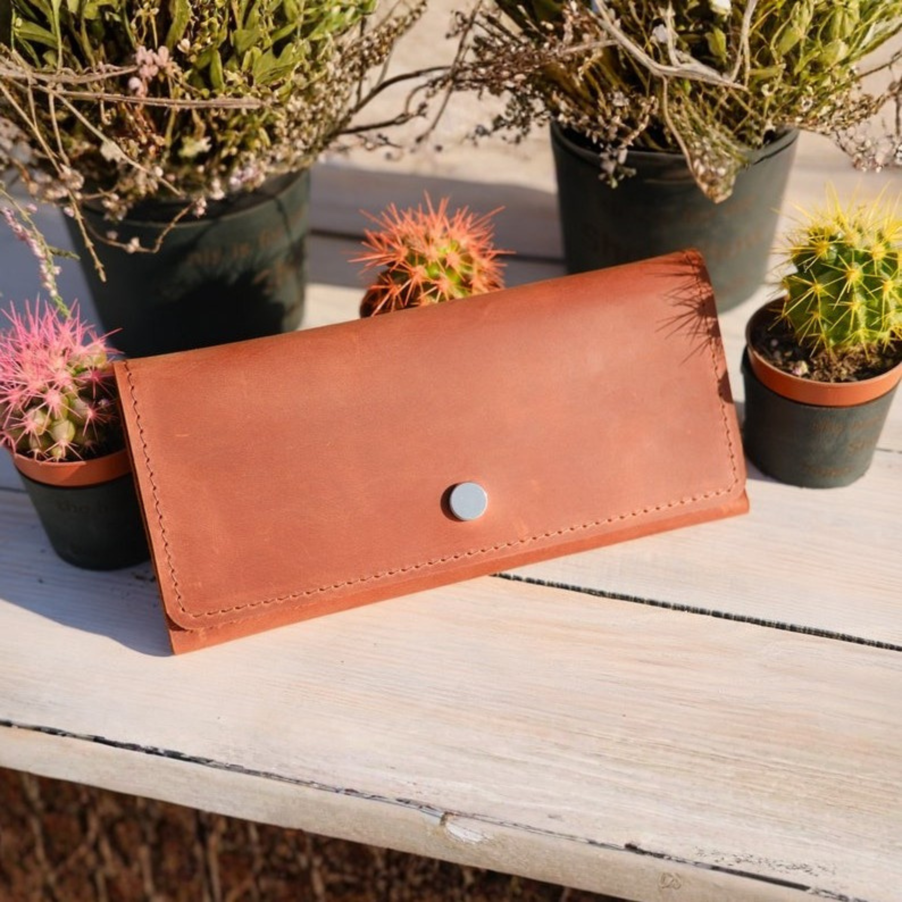 Kinnoti Women Slim Wallet